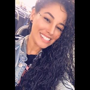 Meet your Posher, Kassandra